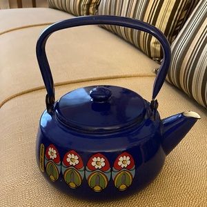Vintage Peter Max enamel tea kettle flower power! 60’s